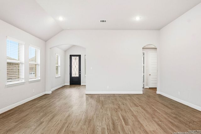 5122 Village Park, Schertz, TX 78154