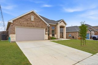 5122 Village Park, Schertz, TX 78154