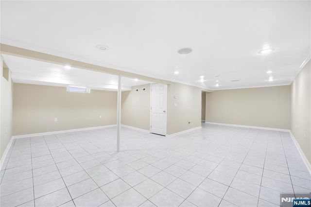 585 Mount Prospect Avenue, Clifton, NJ 07012