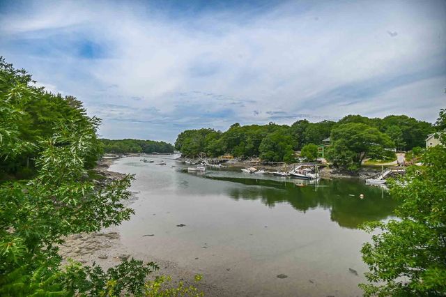 960 Sagamore Ave Unit 23, Portsmouth, NH 03801