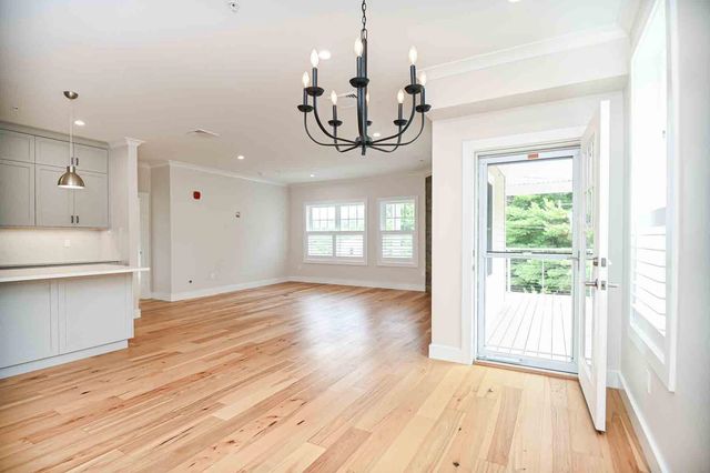 960 Sagamore Ave Unit 23, Portsmouth, NH 03801