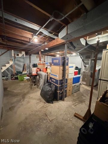 35180 Solon Road, Solon, OH 44139