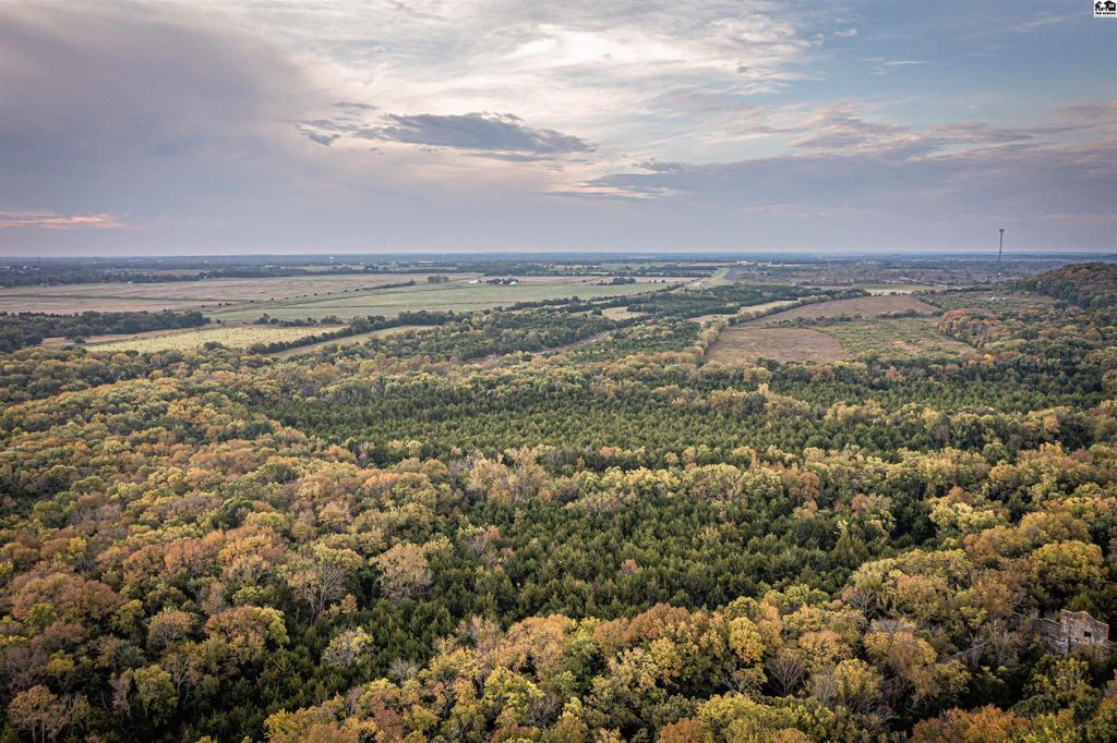 5020 N Table Mound Rd