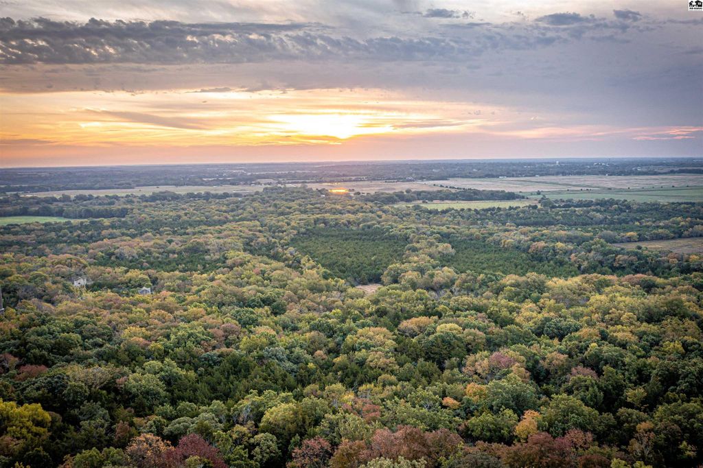 5020 N Table Mound Rd