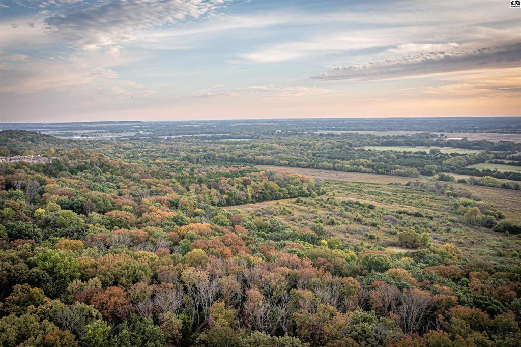 5020 N Table Mound Rd