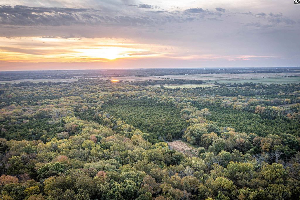 5020 N Table Mound Rd