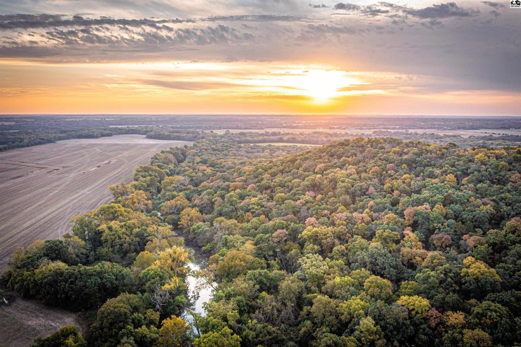 5020 N Table Mound Rd