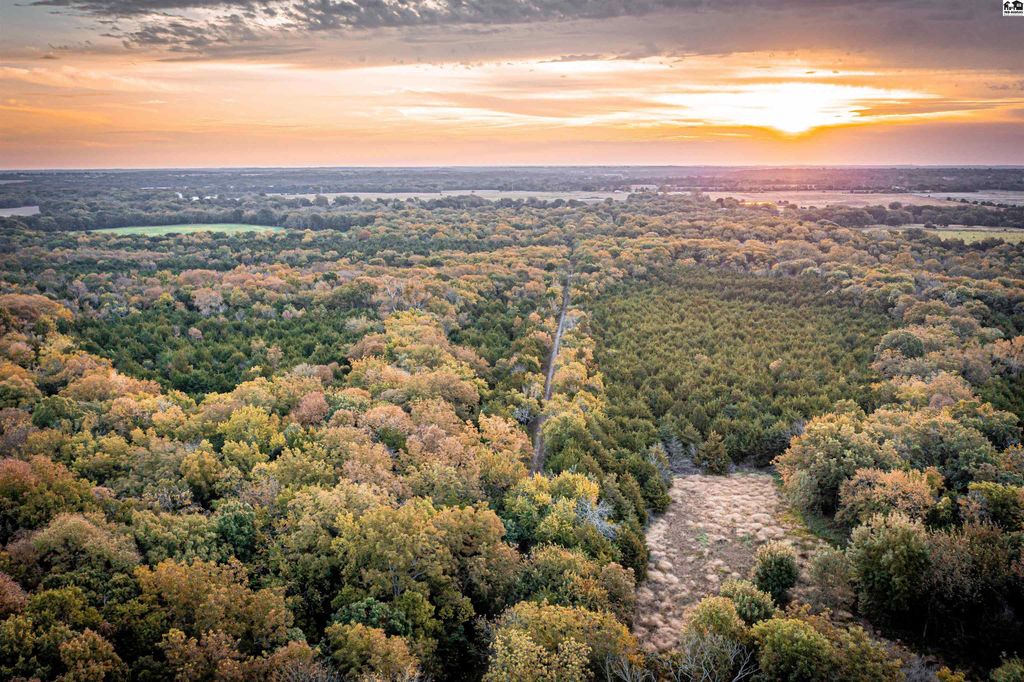 5020 N Table Mound Rd