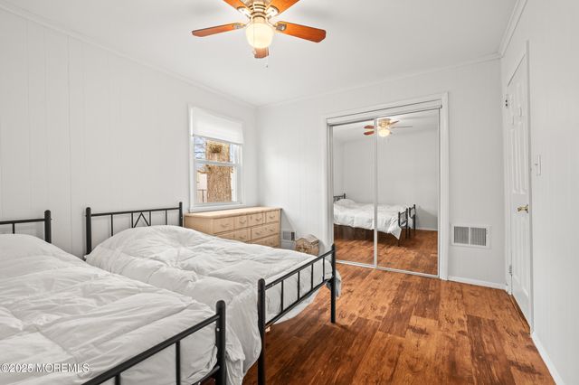 456 Harnell Avenue, Oakhurst, NJ 07755