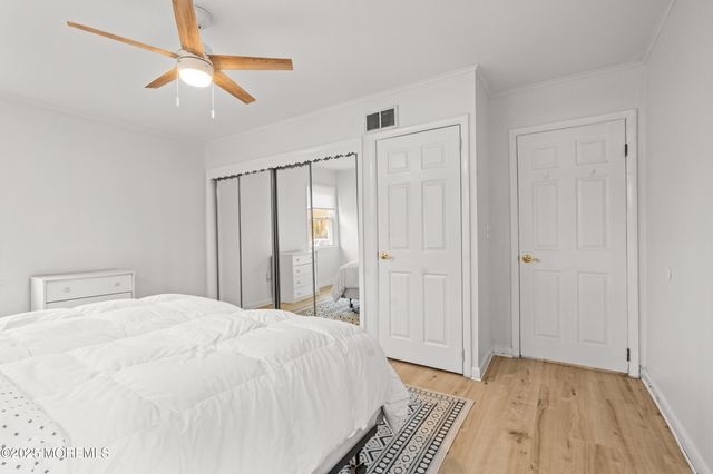 456 Harnell Avenue, Oakhurst, NJ 07755