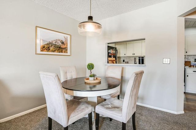 2425 E Franklin Avenue 409, Minneapolis, MN 55406