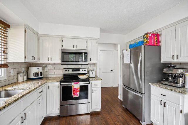 5595 Albert Street, Shoreview, MN 55126