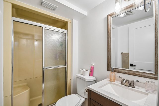 5595 Albert Street, Shoreview, MN 55126