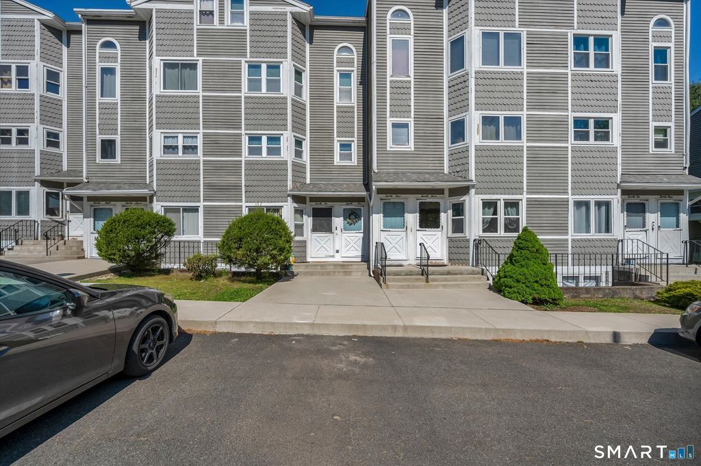 1655 North Colony Road 25, Meriden, CT 06450