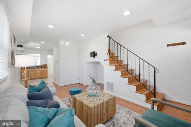 331 LAVERNE AVE, Alexandria, VA 22305