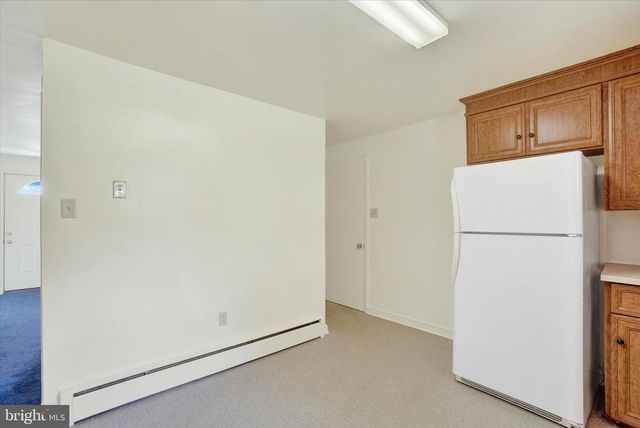 823 GLENDALE RD, York, PA 17403