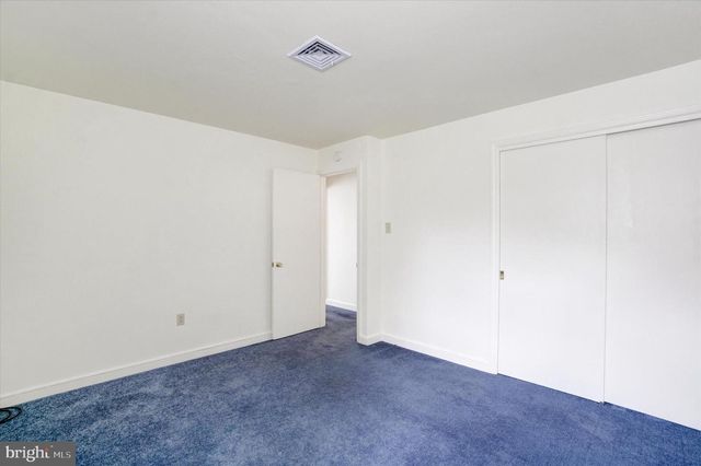 823 GLENDALE RD, York, PA 17403