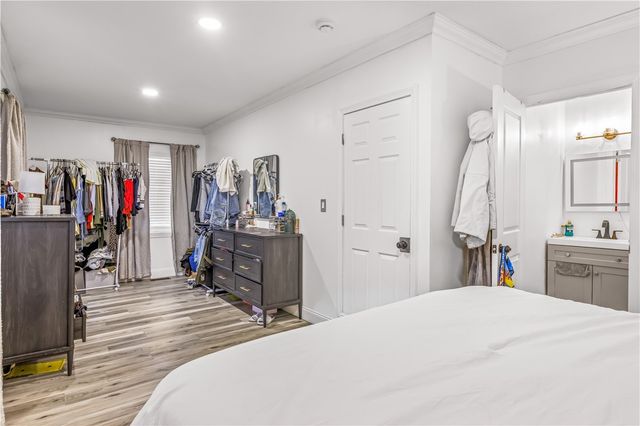 14 South Fairview Street, Johnston, RI 02919