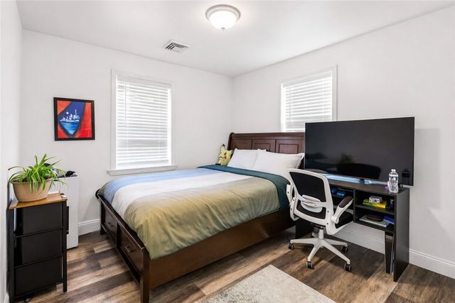 14 South Fairview Street, Johnston, RI 02919