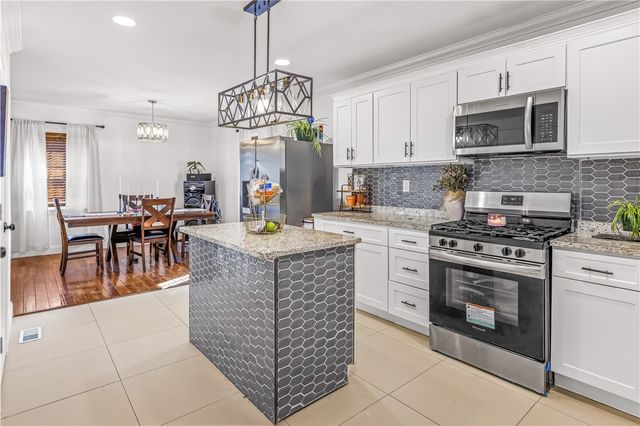 14 South Fairview Street, Johnston, RI 02919