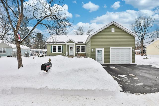 21 Fairfield Drive, Concord, NH 03301