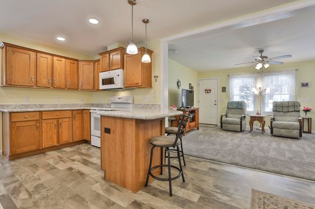 21 Fairfield Drive, Concord, NH 03301