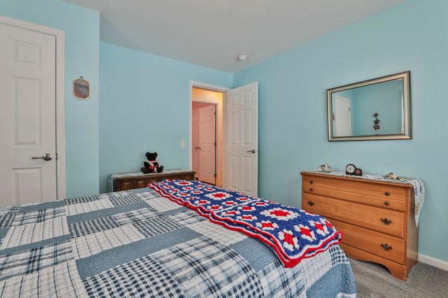 21 Fairfield Drive, Concord, NH 03301