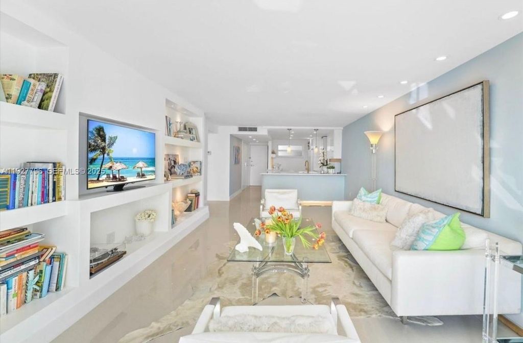 3580 S Ocean Blvd 9B, South Palm Beach, FL 33480