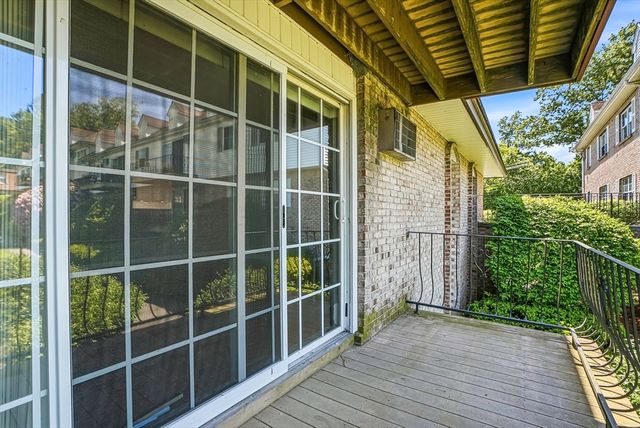 26 Williamsburg Ct 12, Shrewsbury, MA 01545