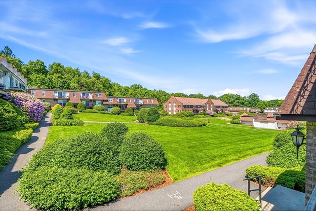 26 Williamsburg Ct 12, Shrewsbury, MA 01545