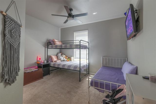 2704 Woodlawn Court, Shawnee, OK 74804