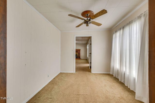 322 Valley Drive, Blountville, TN 37617