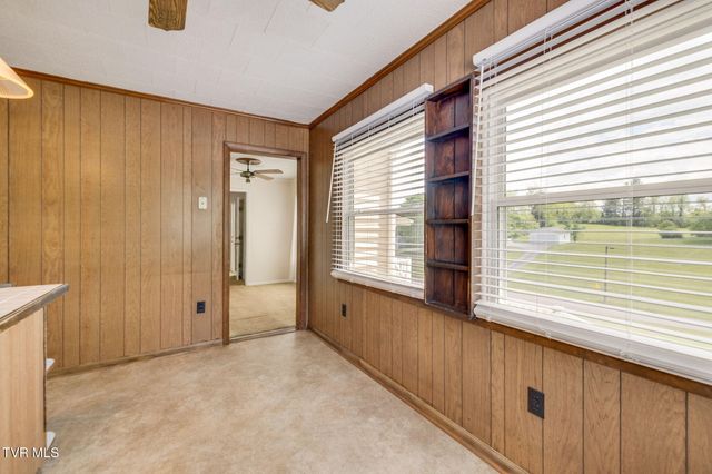 322 Valley Drive, Blountville, TN 37617