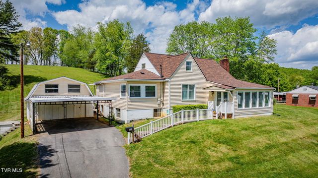 322 Valley Drive, Blountville, TN 37617
