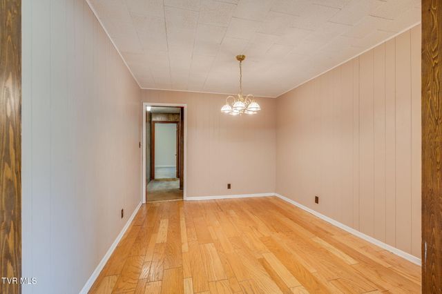 322 Valley Drive, Blountville, TN 37617