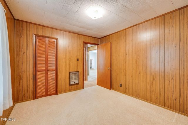 322 Valley Drive, Blountville, TN 37617