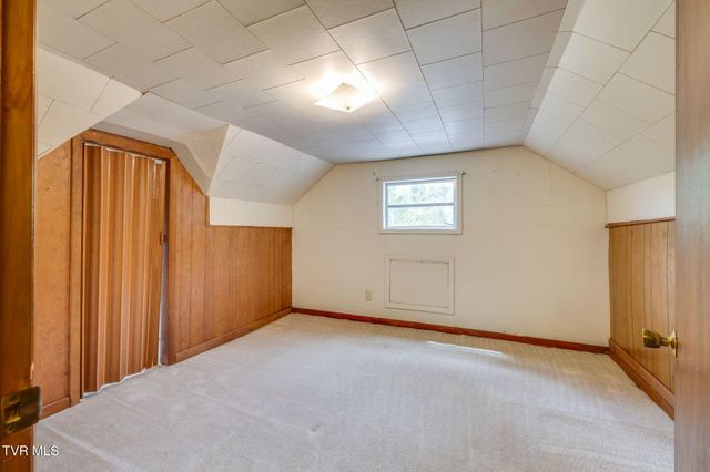 322 Valley Drive, Blountville, TN 37617