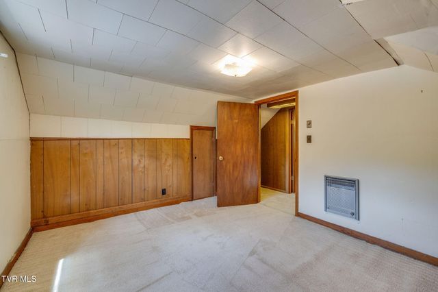 322 Valley Drive, Blountville, TN 37617