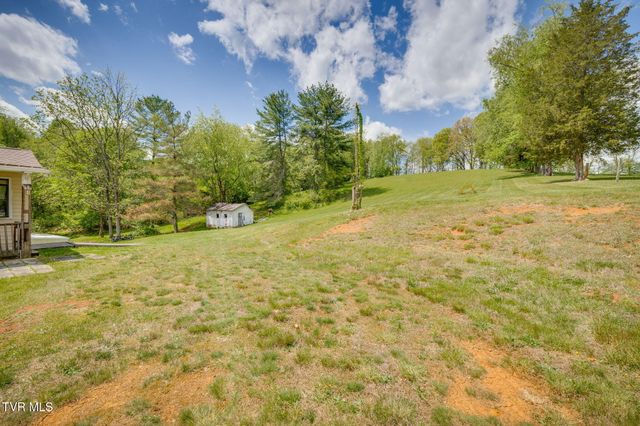 322 Valley Drive, Blountville, TN 37617