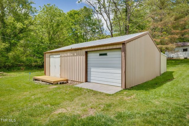322 Valley Drive, Blountville, TN 37617