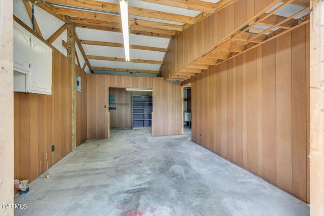 322 Valley Drive, Blountville, TN 37617
