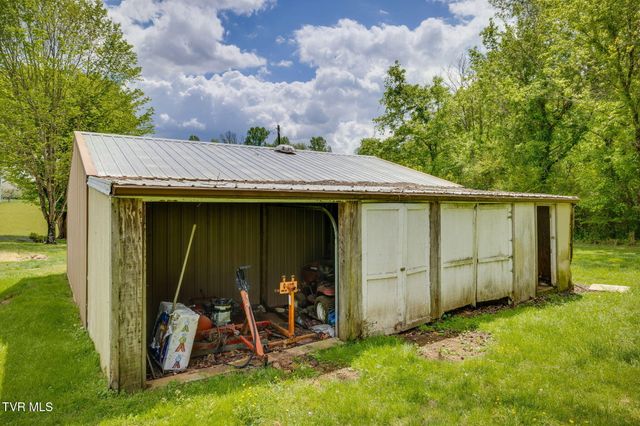 322 Valley Drive, Blountville, TN 37617