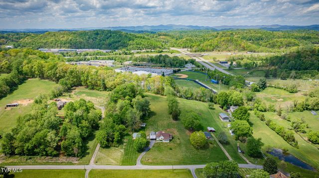 322 Valley Drive, Blountville, TN 37617