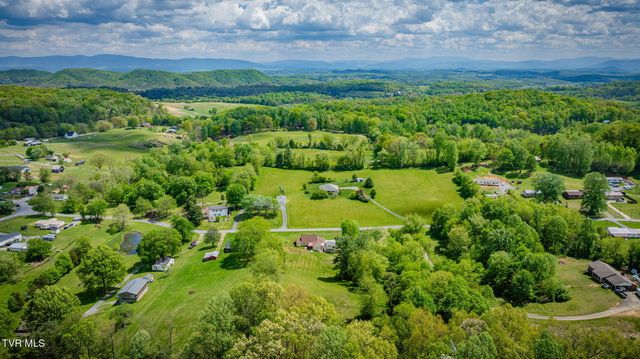 322 Valley Drive, Blountville, TN 37617