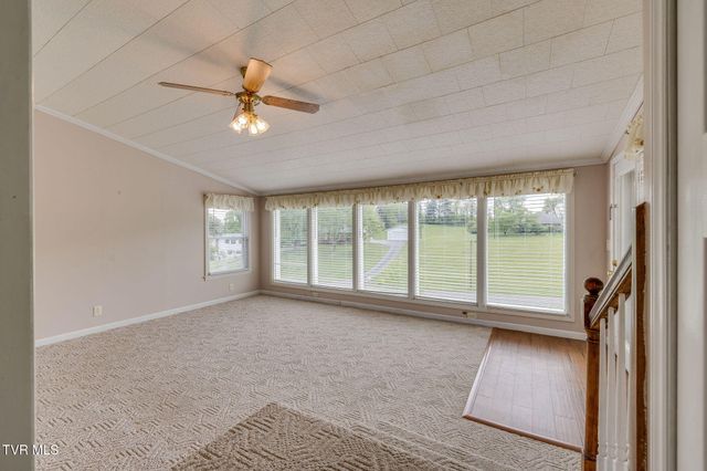 322 Valley Drive, Blountville, TN 37617