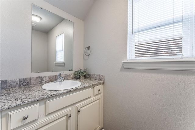 1365 N Sicily Lane, Fayetteville, AR 72704