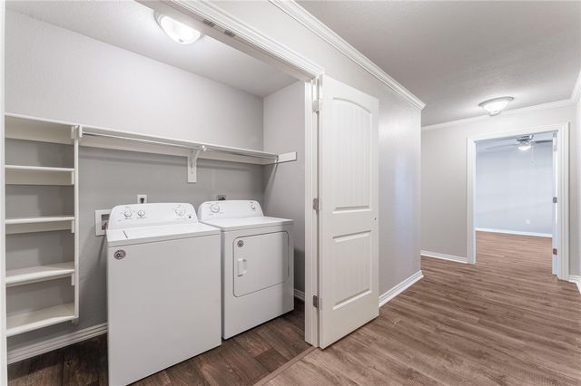 1365 N Sicily Lane, Fayetteville, AR 72704