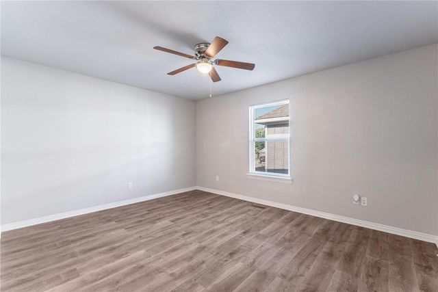 1365 N Sicily Lane, Fayetteville, AR 72704