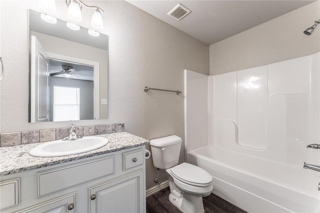 1365 N Sicily Lane, Fayetteville, AR 72704