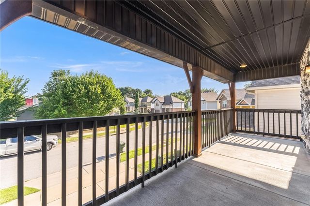 1365 N Sicily Lane, Fayetteville, AR 72704